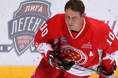 "ЛЕГЕНДЫ МИРА ПОД МОСКОВСКИМИ ЗВЕЗДАМИ"