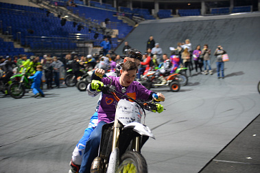 БЛАГОТВОРИТЕЛЬНАЯ АКЦИЯ "ИГРЫ МОНСТРОВ" В ВТБ ЛЕДОВОМ ДВОРЦЕ